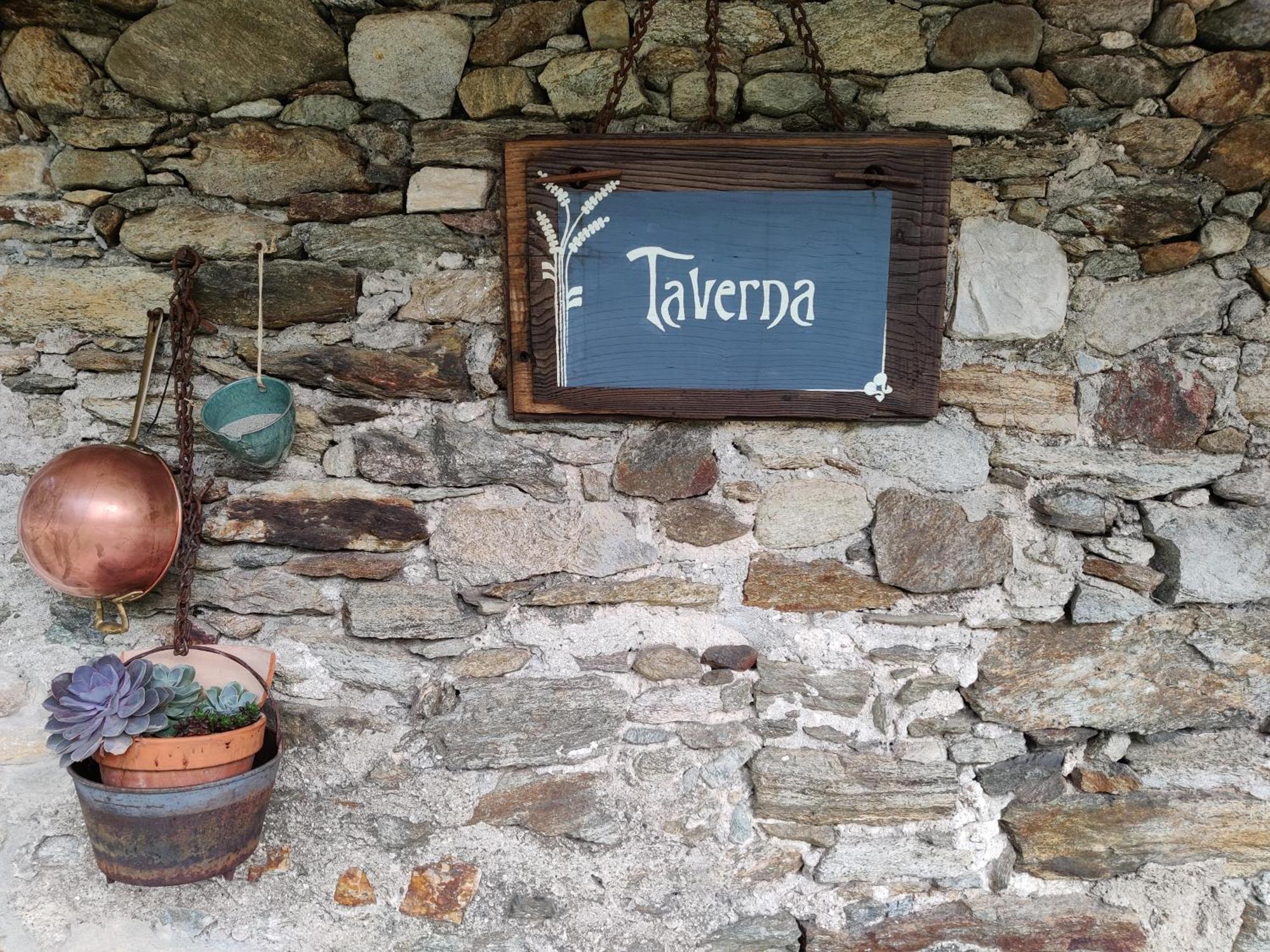 Relais Del Brigante Panzió Settimo Vittone Kültér fotó