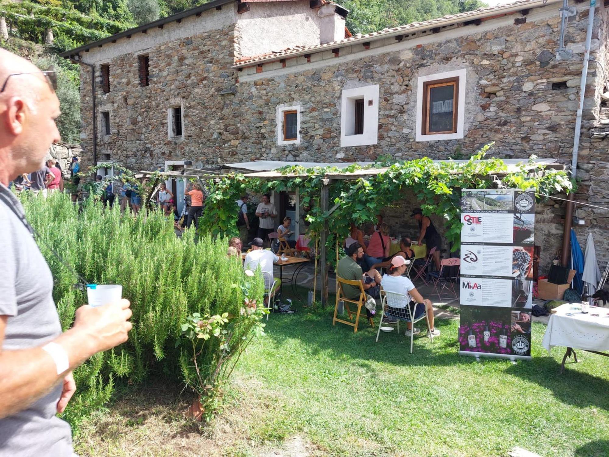 Relais Del Brigante Panzió Settimo Vittone Kültér fotó